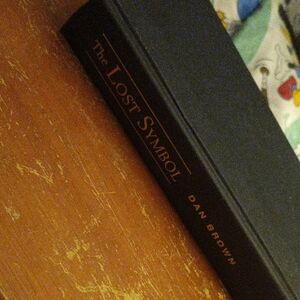 The Lost Symbol by Dan Brown - Black Hardcover Edition